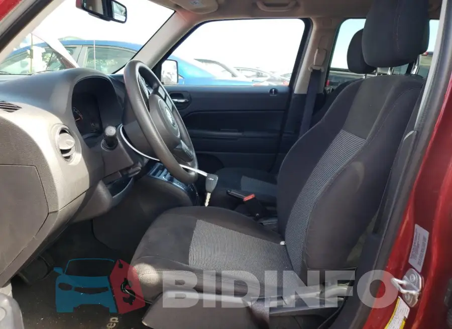 1C4NJRBB5HD104087 Photo# 7
