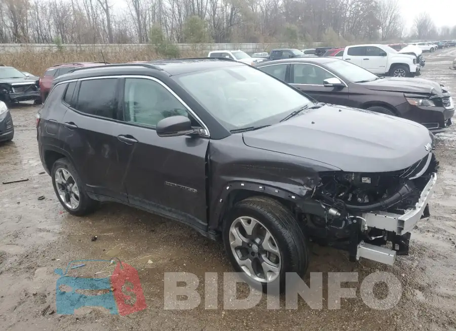 3C4NJDCB8LT112950 Photo# 4