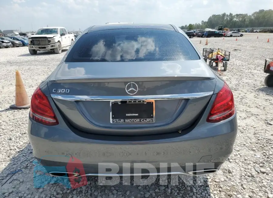 55SWF4JBXJU241243 Photo# 6