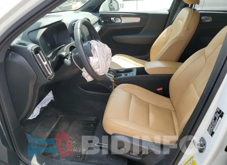 YV4162UK1L2275215 Photo# 7