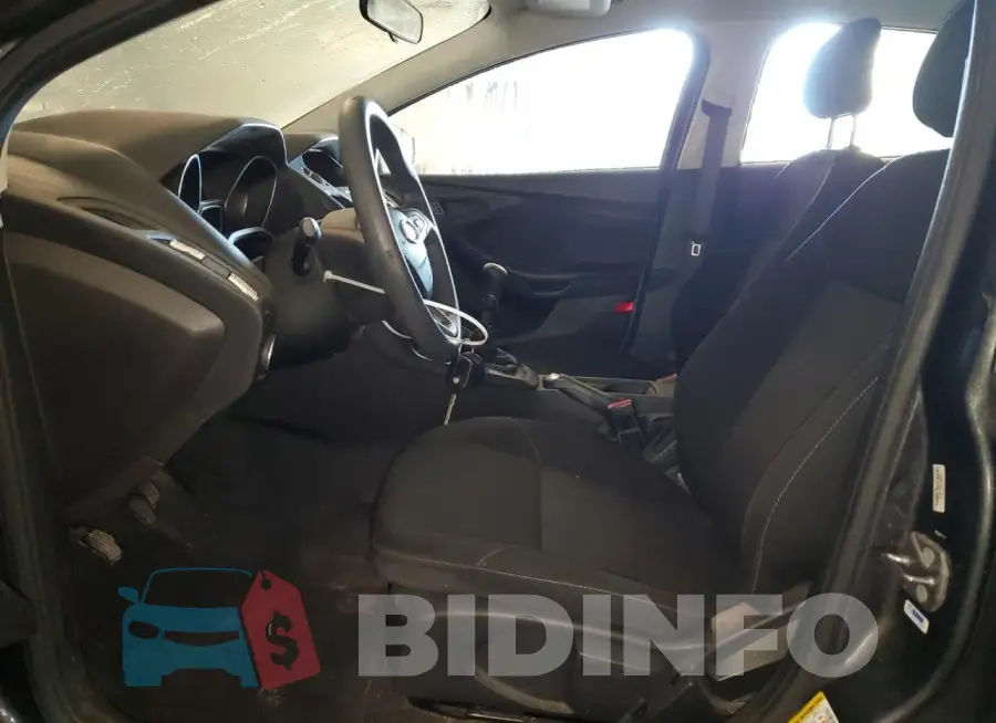 1FADP3E22GL363813 Photo# 7