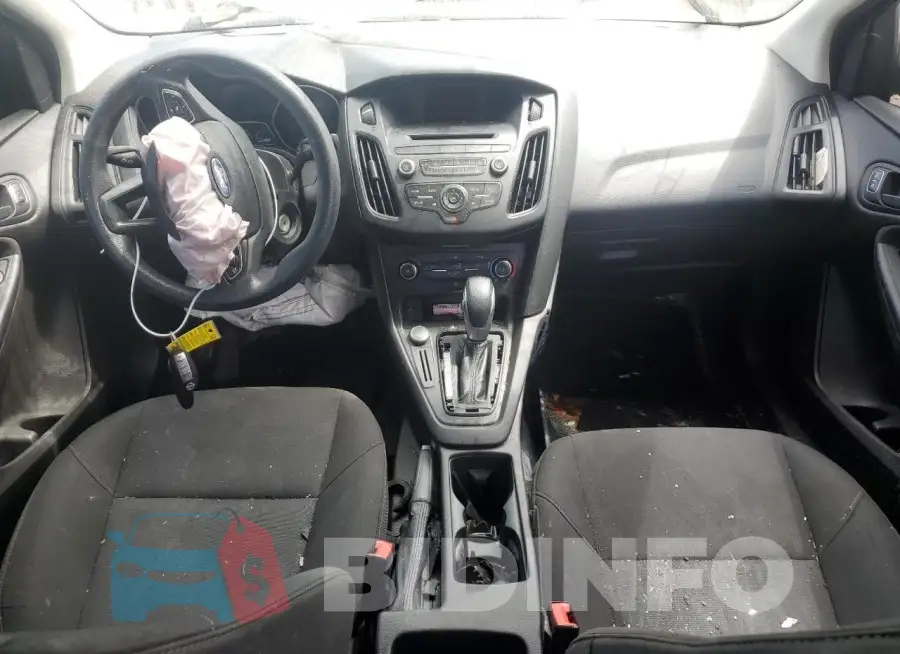 1FADP3E25GL377527 Photo# 8