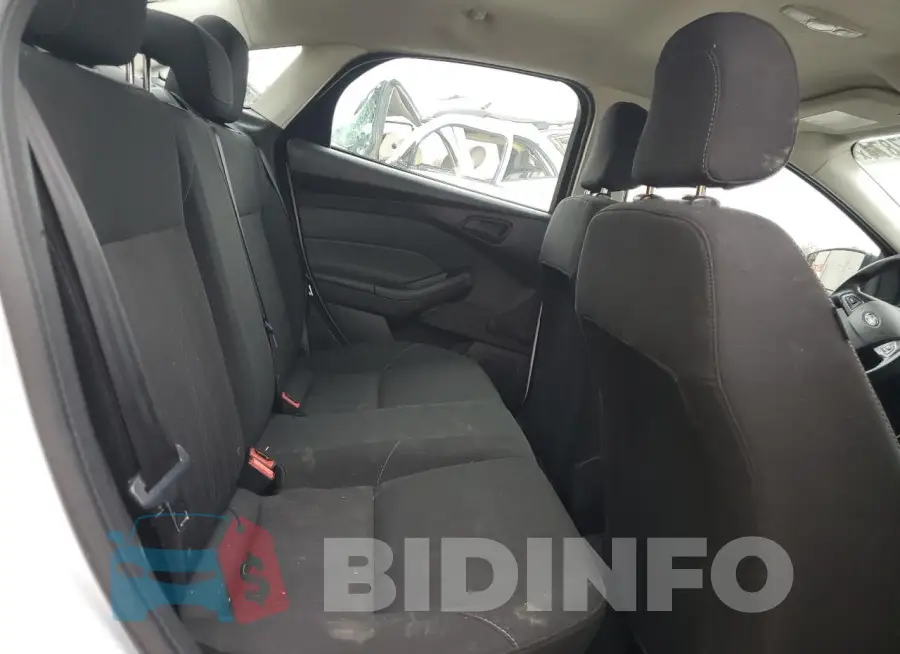 1FADP3E2XJL230790 Photo# 10