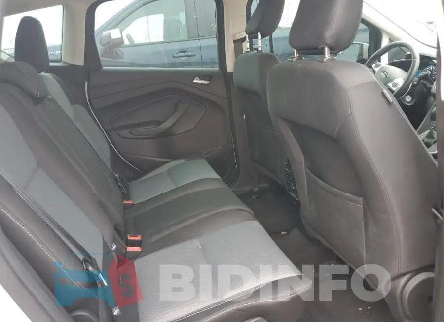 1FADP5AU9JL100132 Photo# 10