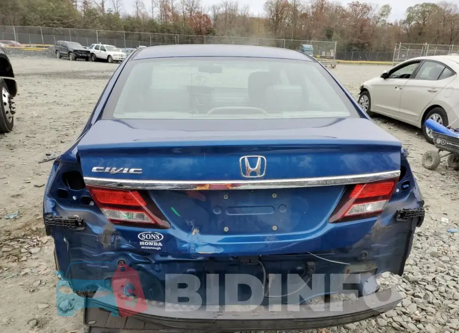 19XFB2F83FE031188 Photo# 6