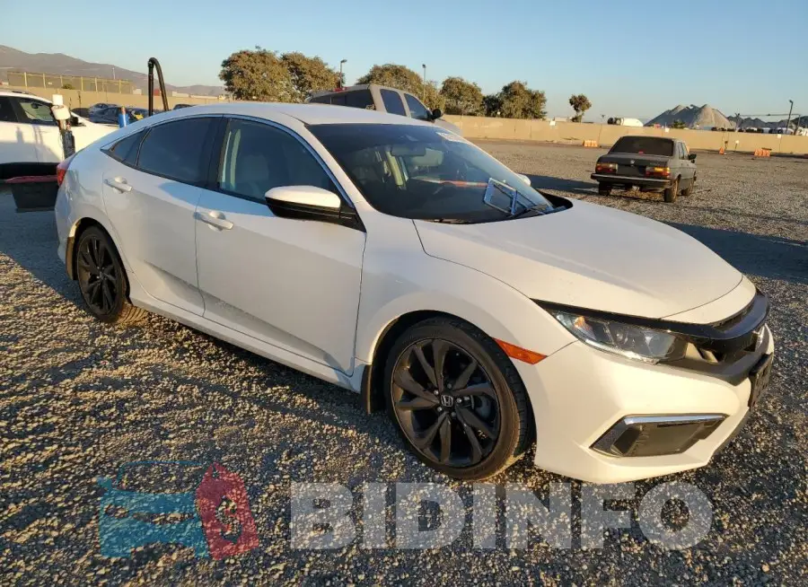 19XFC2F62LE203136 Photo# 4