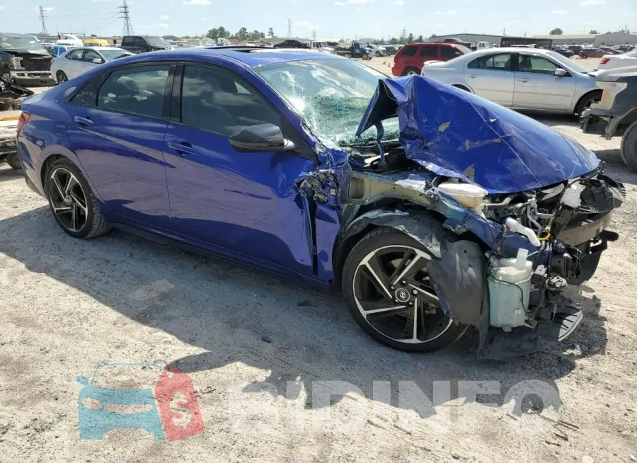 KMHLR4AF5PU546403 Photo# 4