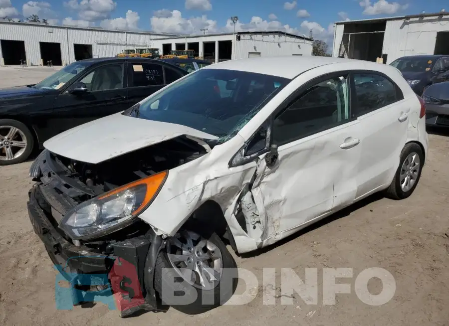 KNADM5A33G6621555 Photo# 1