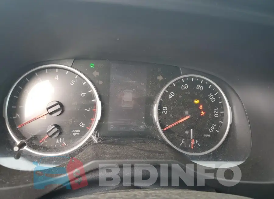 2T3F1RFV8KW061805 Photo# 9