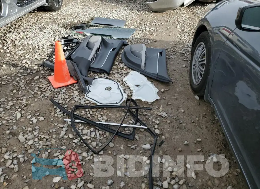 4T1B11HK7JU640133 Photo# 12