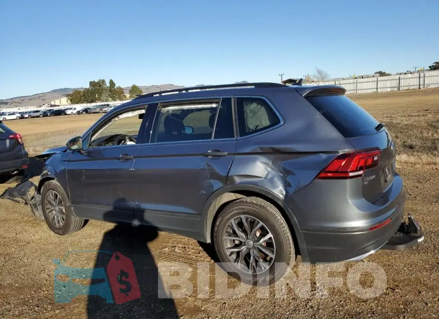 3VV2B7AX6KM164801 Photo# 2