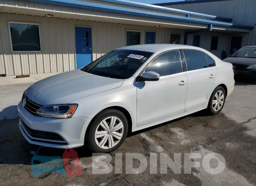 3VW2B7AJ3HM238143 Photo# 1