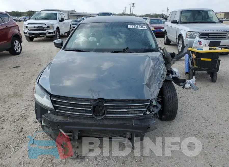 3VW2B7AJ3HM323015 Photo# 5