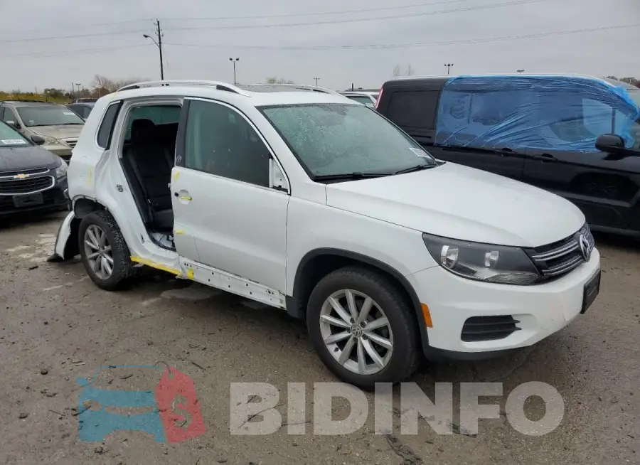 WVGSV7AX3HW511611 Photo# 4
