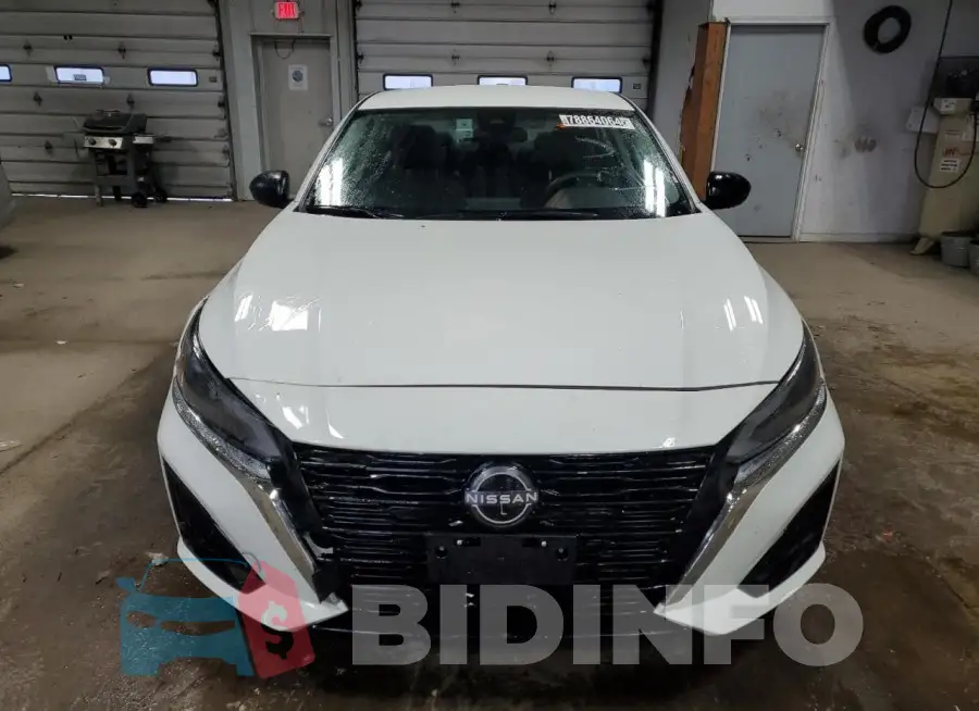 1N4BL4BV9RN386777 Photo# 5