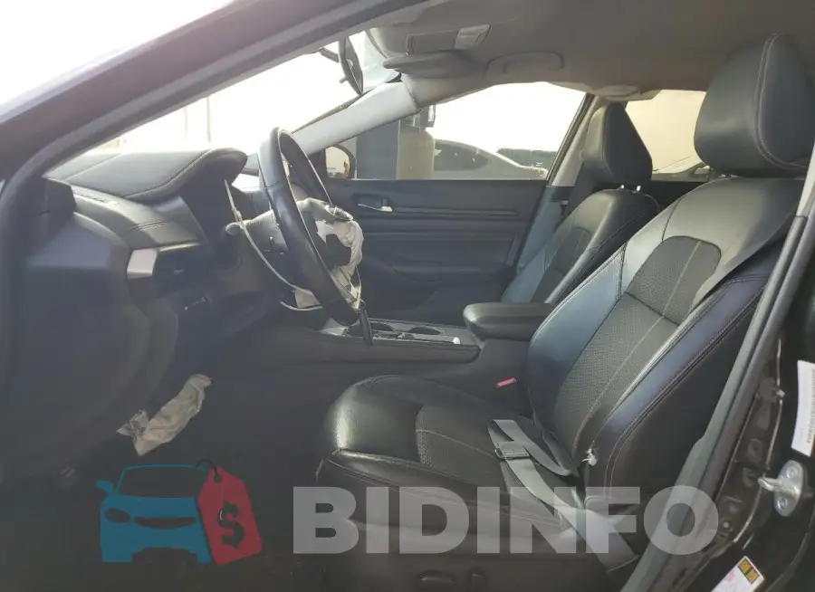 1N4BL4CV5KC102755 Photo# 7