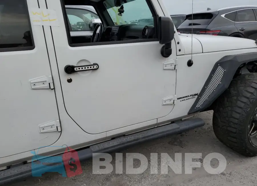 1C4BJWDG2JL809600 Photo# 13