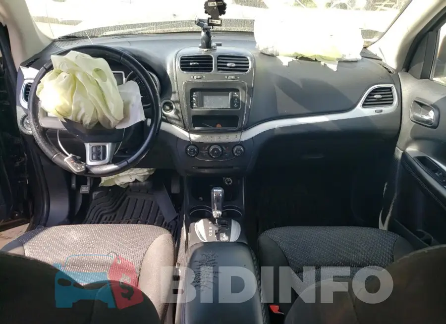 3C4PDCABXLT272048 Photo# 8
