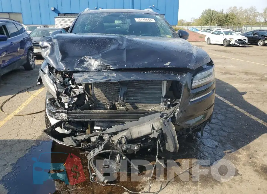 2LMPJ8K95PBL15813 Photo# 5
