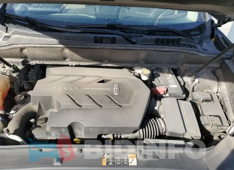 2LMTJ8KP3GBL20974 Photo# 11