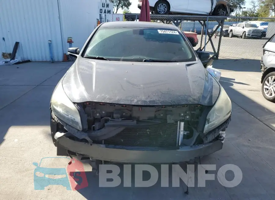 1G11F5SLXFF150638 Photo# 5