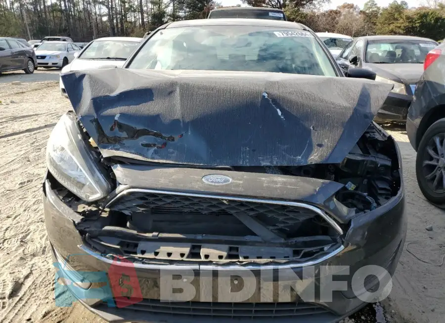 1FADP3E23FL272824 Photo# 5