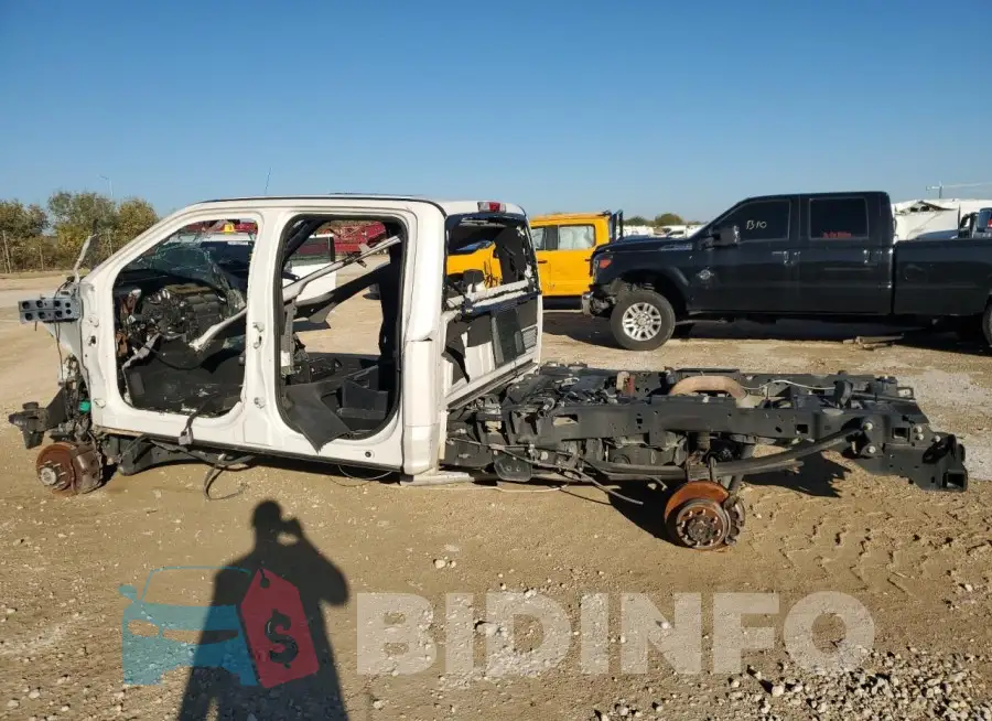 1FT7W2BT9JEB64478 Photo# 2