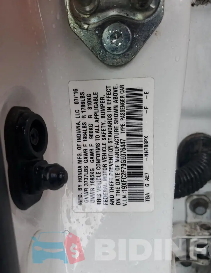 19XFC2F79GE076447 Photo# 13