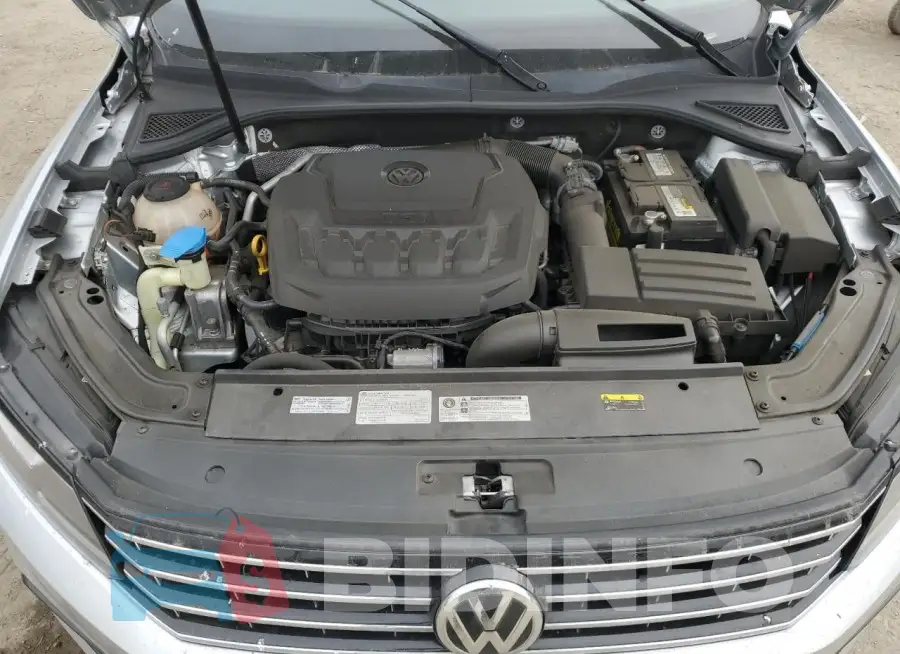 1VWLA7A36KC009652 Photo# 11