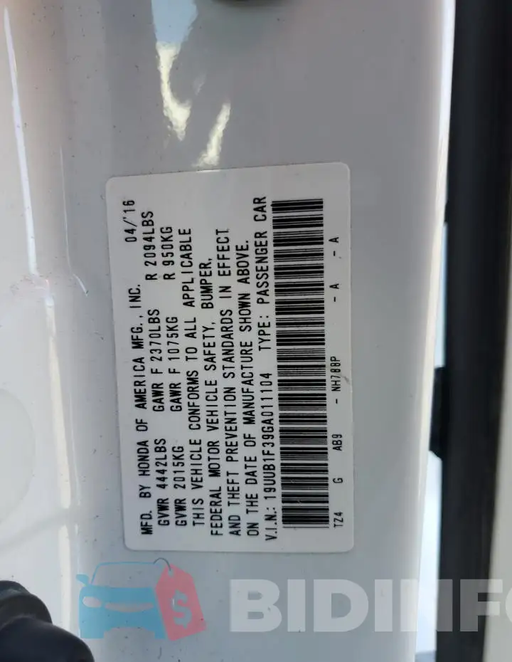 19UUB1F39GA011104 Photo# 12