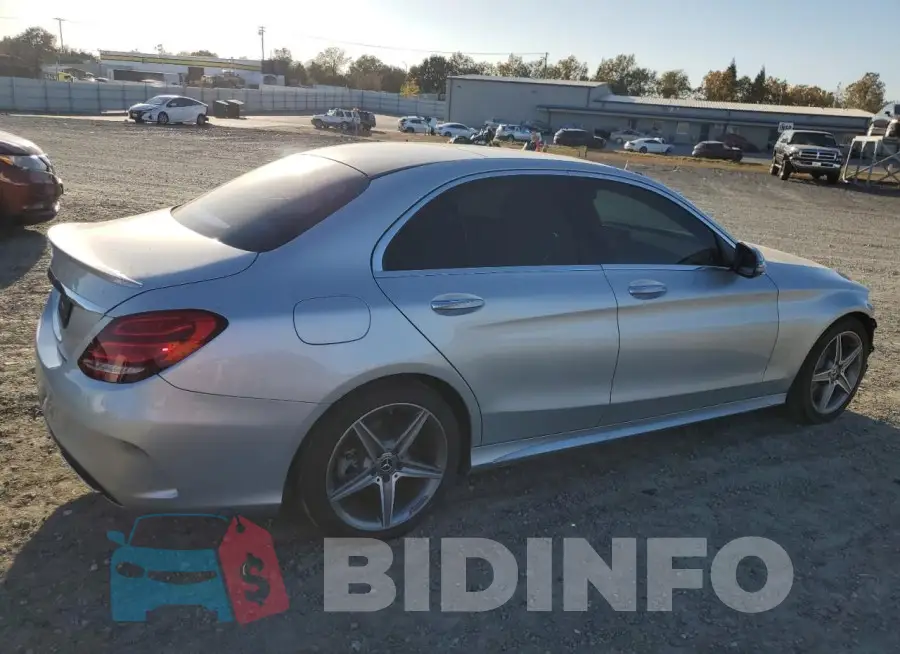 55SWF4JBXJU243851 Photo# 3