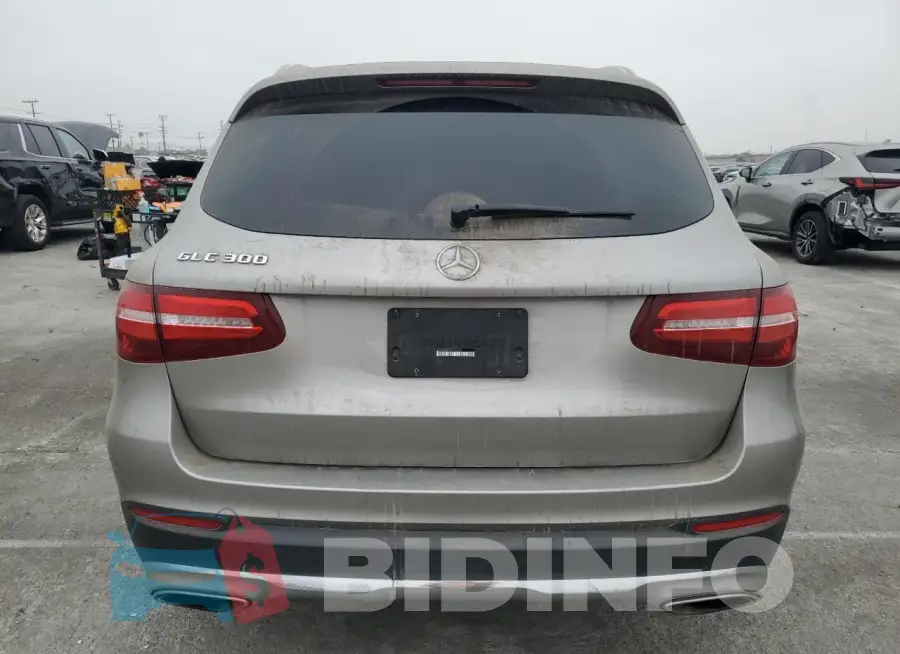 WDC0G4JB6KV150262 Photo# 6