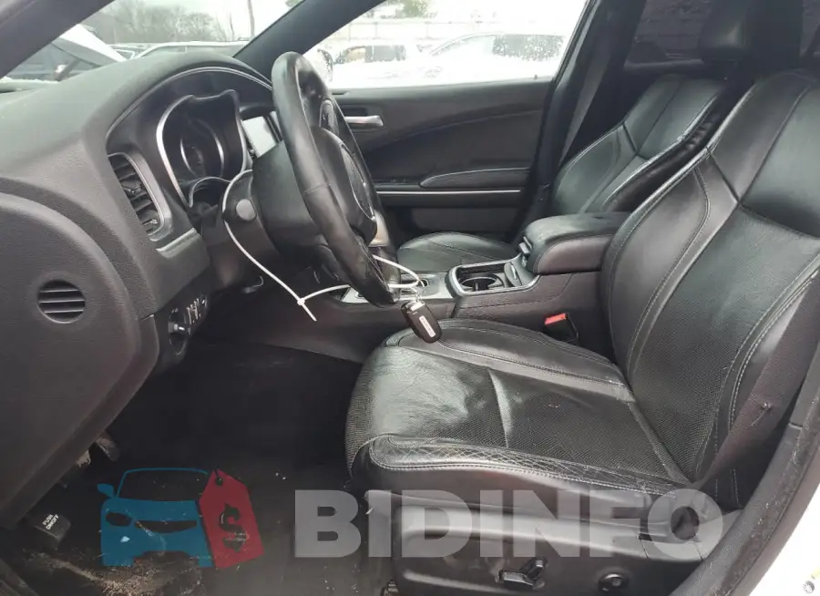 2C3CDXJG3FH837310 Photo# 7