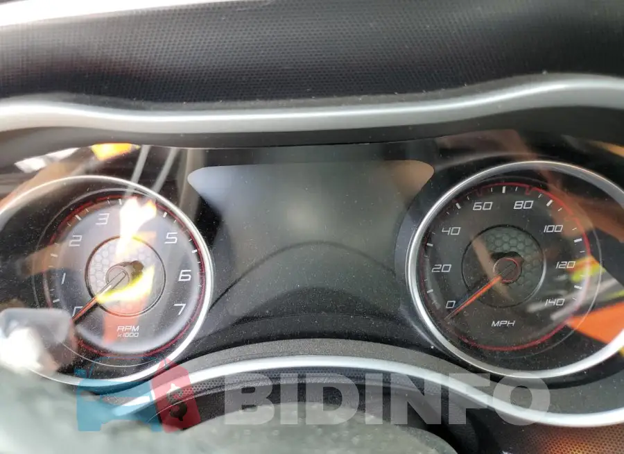 2C3CDXJG6JH148452 Photo# 9