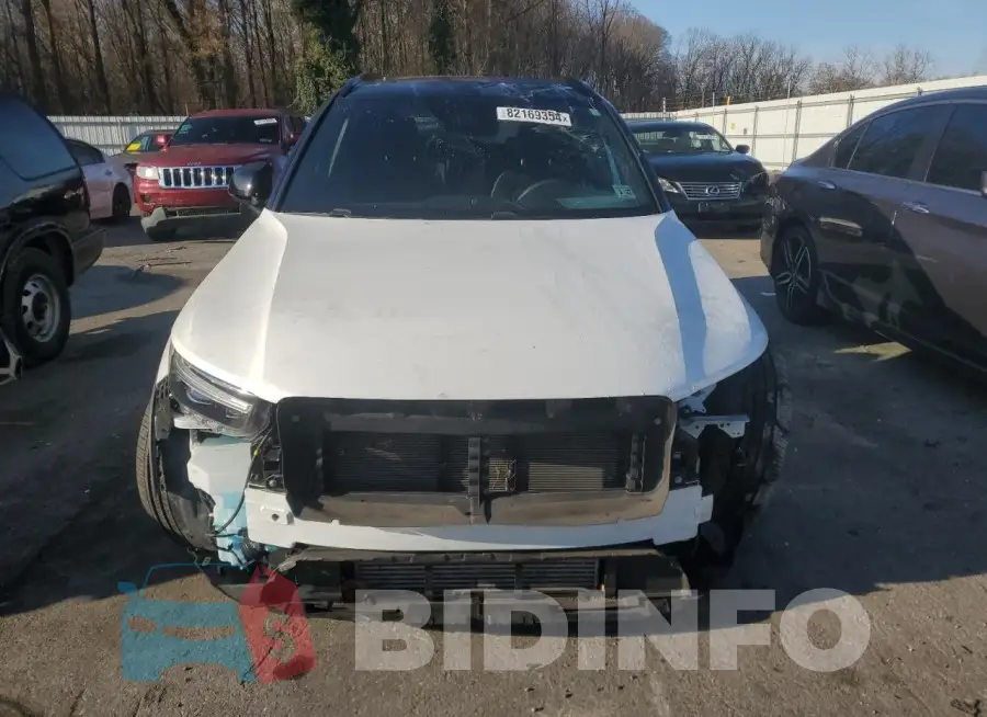 YV4162UM0N2725201 Photo# 5