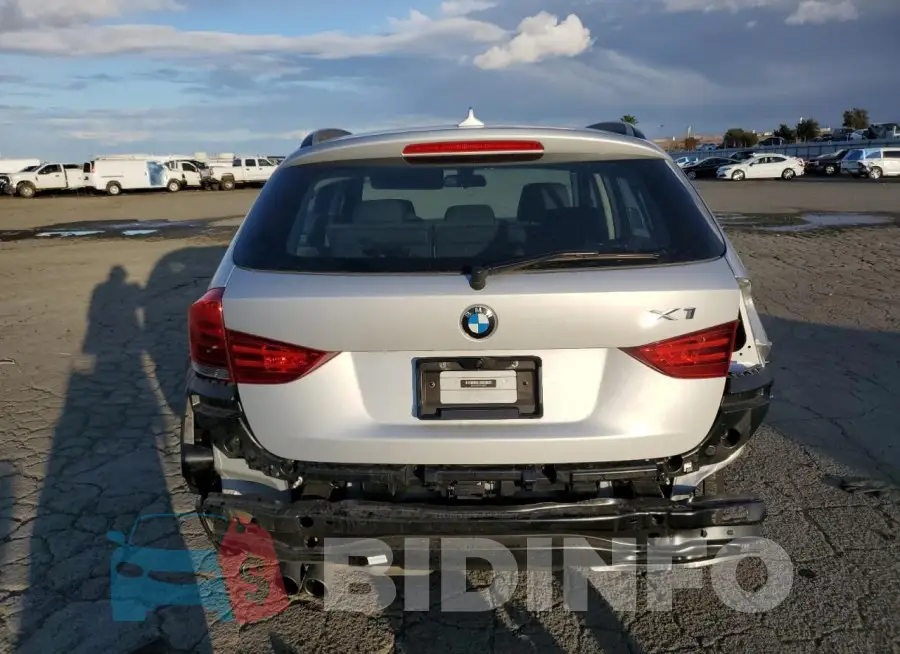 WBAVM1C5XFV316120 Photo# 6