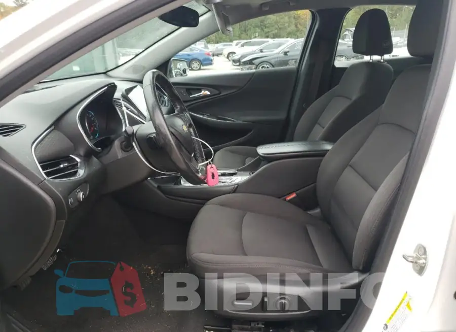 1G1ZD5ST0JF154554 Photo# 7