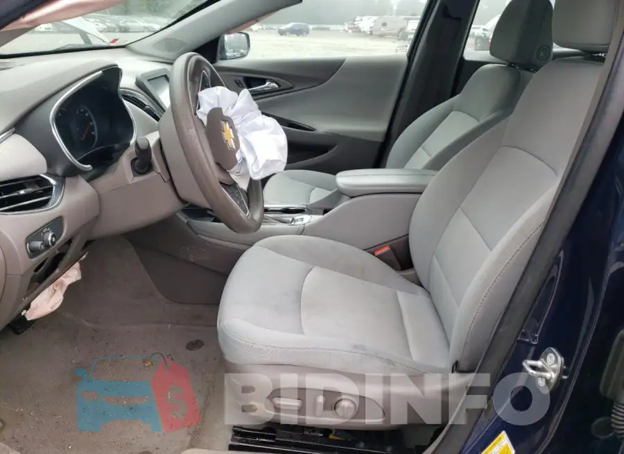 1G1ZJ5SU4HF166301 Photo# 7