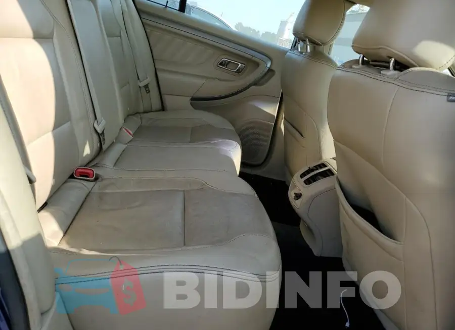 1FAHP2E84FG203200 Photo# 10