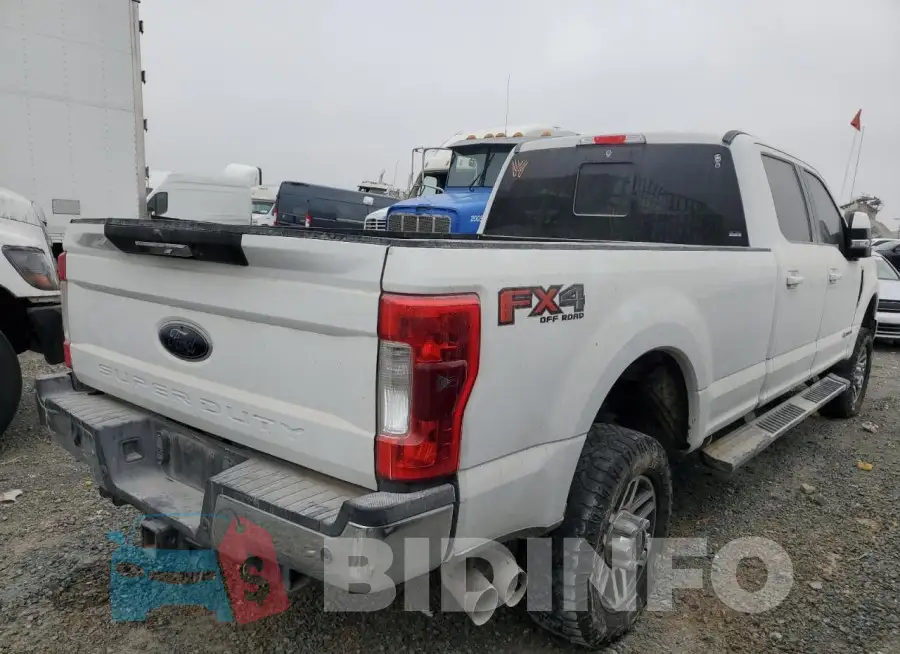 1FT8W3BT4JEB60736 Photo# 3