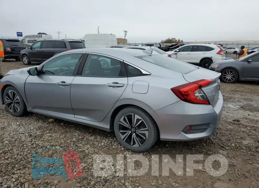 19XFC1F38HE012540 Photo# 2