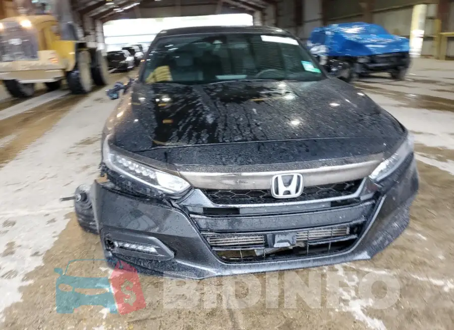 1HGCV1F32LA156031 Photo# 5