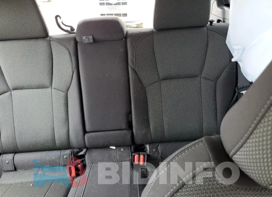 JF2GUADC7RH353543 Photo# 10