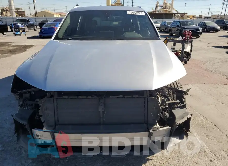 WA1LAAF70KD013020 Photo# 5