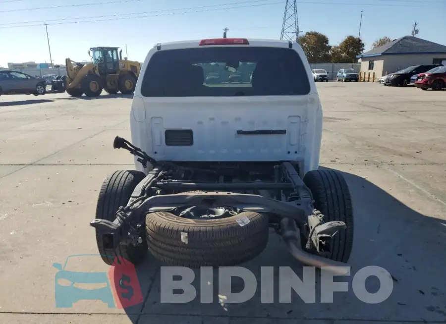 1N6ED1EK2NN681201 Photo# 6