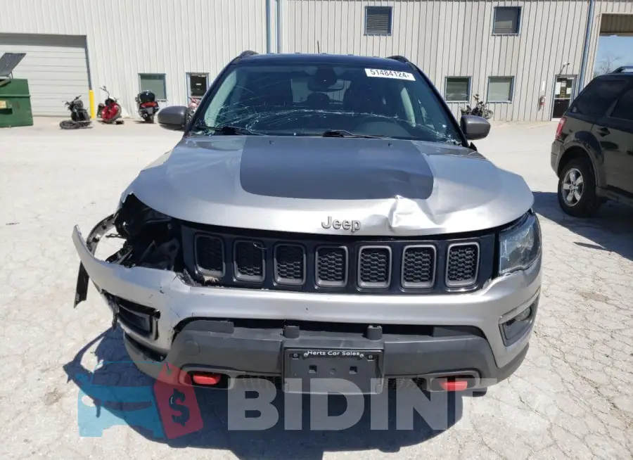 3C4NJDDB5LT159433 Photo# 5