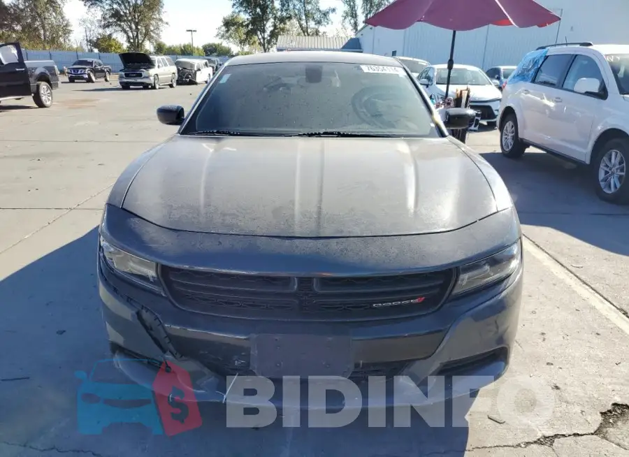 2C3CDXBG1KH580835 Photo# 5