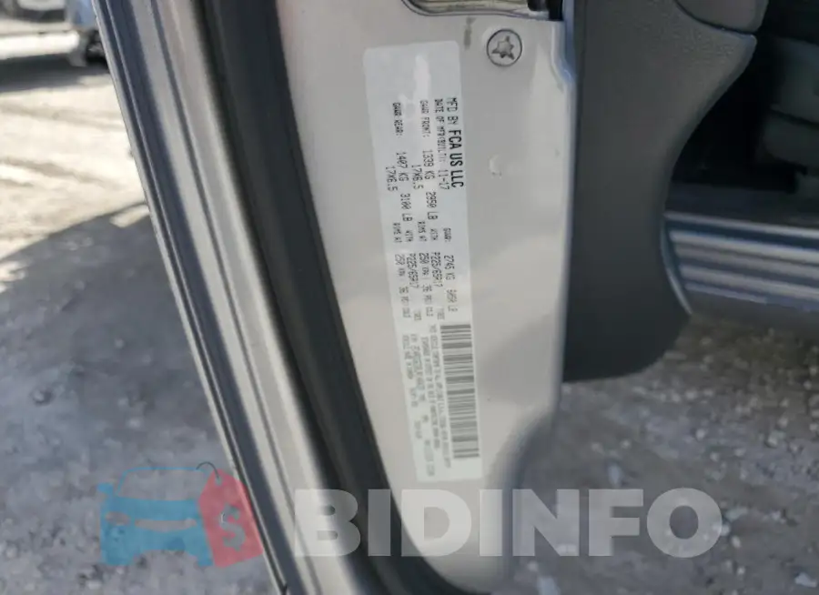 2C4RDGEG8JR146437 Photo# 13