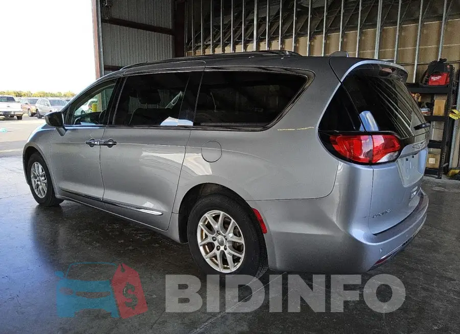 2C4RC1BG2LR120309 Photo# 2