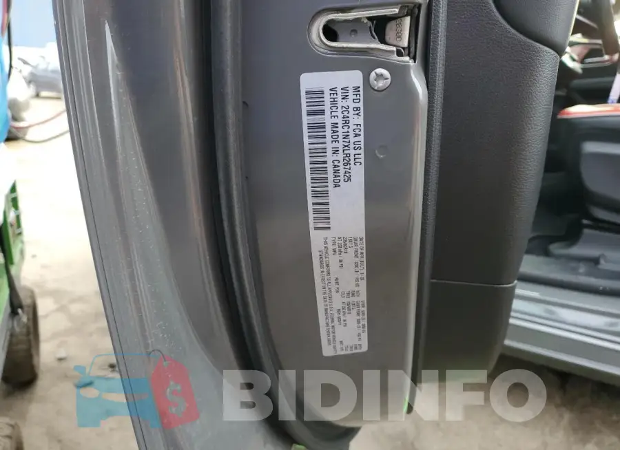 2C4RC1N7XLR267425 Photo# 13